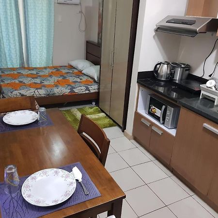 Heart Of The City Studio With Balcony Davao Exterior foto