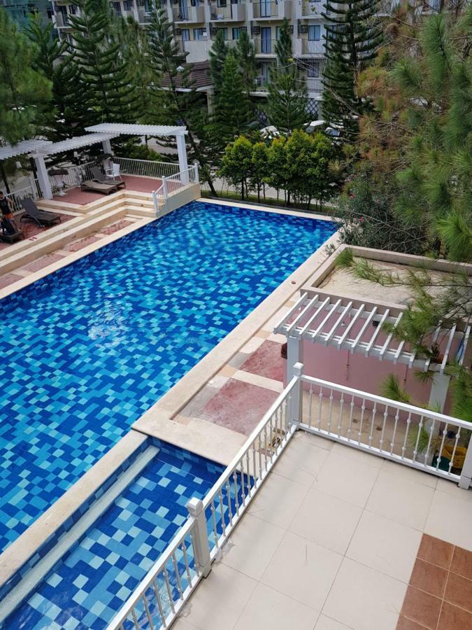 Heart Of The City Studio With Balcony Davao Exterior foto